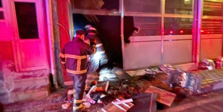 Kırklareli Belediyesi’ne ait binada kundaklama girişimi