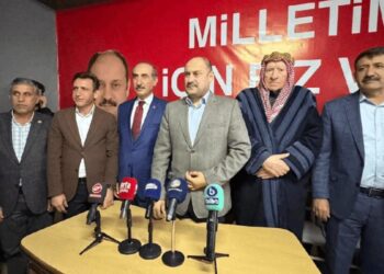 Yeniden Refah’a AKP’den bir transfer daha…