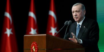 Erdoğan: “Şeriata düşmanlık esasında dinin bizatihi kendisine husumettir”