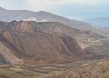 Faciada 2’nci gün… 9 işçiyi arama çalışmaları devam ediyor