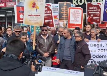 TOKİ mağdurları: ‘Mağdurlar burada Murat Kurum nerede?’