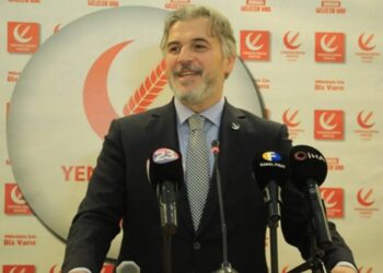 Altınöz: “AK Parti yöneticilerinin bir kısmı bizimle kavga etmek istiyor”