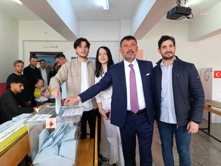 Ağbaba: “Malatyalıların taşımış olduğu o büyük yüke omuz vermeye geliyorum”