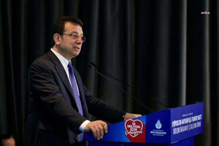 Eyüpsultan- Bayrampaşa tramvay hattının yapımı için imzalar atıldı