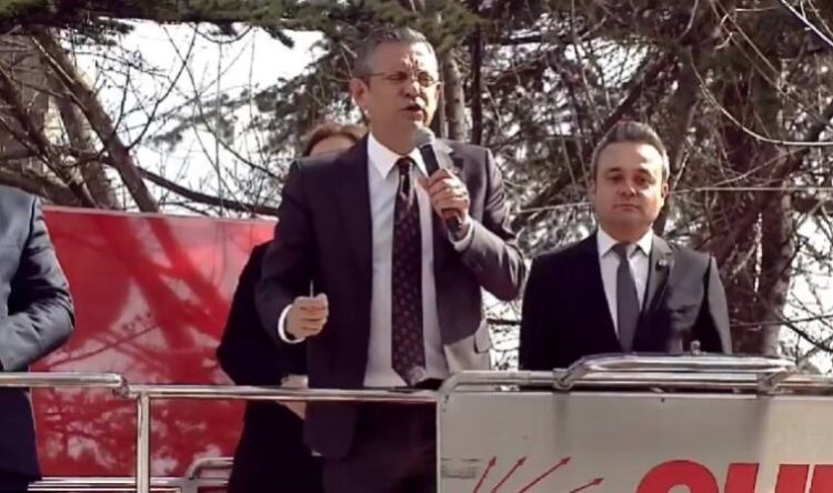 Özgür Özel’den Erdoğan’a: ‘Emeklinin cebinden ayda beş buçuk altın çalmış’