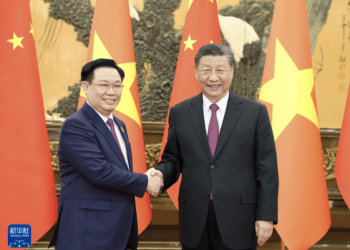 Xi, Vietnam Ulusal Meclisi Başkanı Vuong Dinh Hue ile görüştü