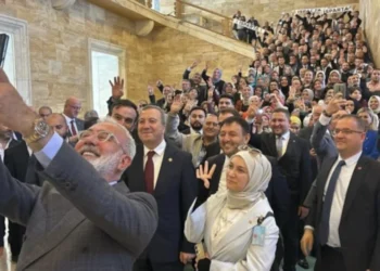 AKP’li Milletvekili 562 bin TL’lik saatini savundu