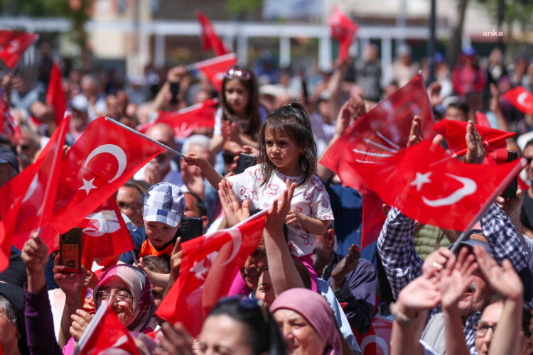 Özgür Özel: “Kavgayı halk için, çiftçi için işçi, esnaf için, emekli için ederim”