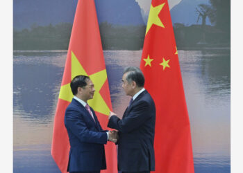 Çin Dışişleri Bakanı Wang Yi, Vietnamlı mevkidaşı ile görüştü