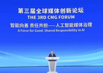 Beijing’de düzenlenen medya forumunda yapay zekanın gelişimi ele alındı