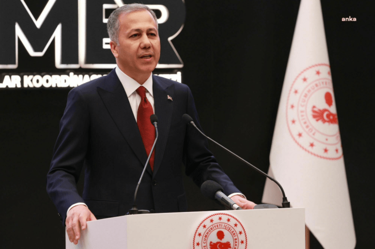 Bakan Yerlikaya: Antalya’da teleferikte mahsur kalanlardan 137 kişi kurtarıldı