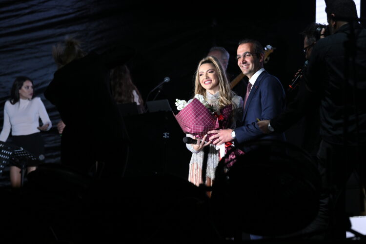 Şişli’de 23 Nisan coşkusu Hadise konseriyle taçlandı