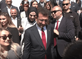İmamoğlu’nun Anıtkabir’deki konuşması engellendi