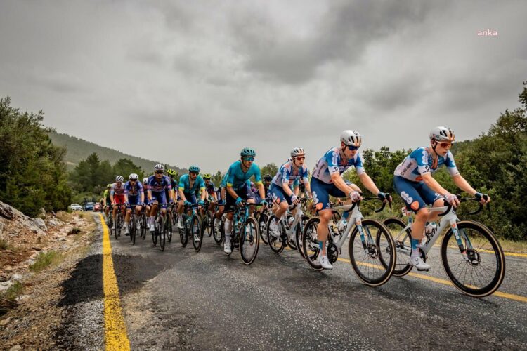 İstanbul’da pazar günü bu yollar trafiğe kapalı olacak!