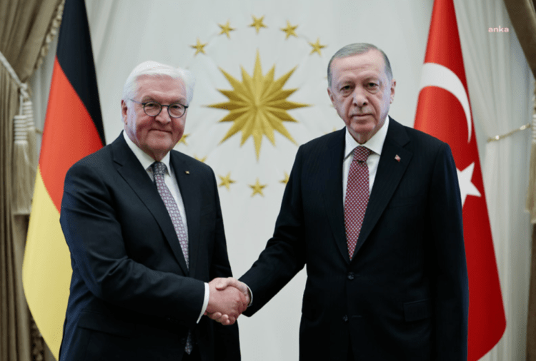 Erdoğan: “İsrail ile yoğun ticari ilişkileri artık ayakta tutmuyoruz, o iş bitti”