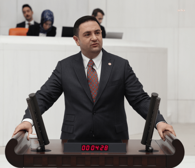 CHP’li Akdoğan: Avukatlar için siyasetin artık sorun değil çözüm üretme zamanıdır