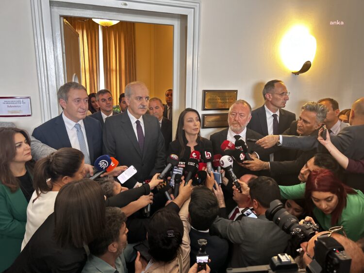 Kurtulmuş, yeni anayasa için ikinci ziyaretini DEM Parti’ye yaptı