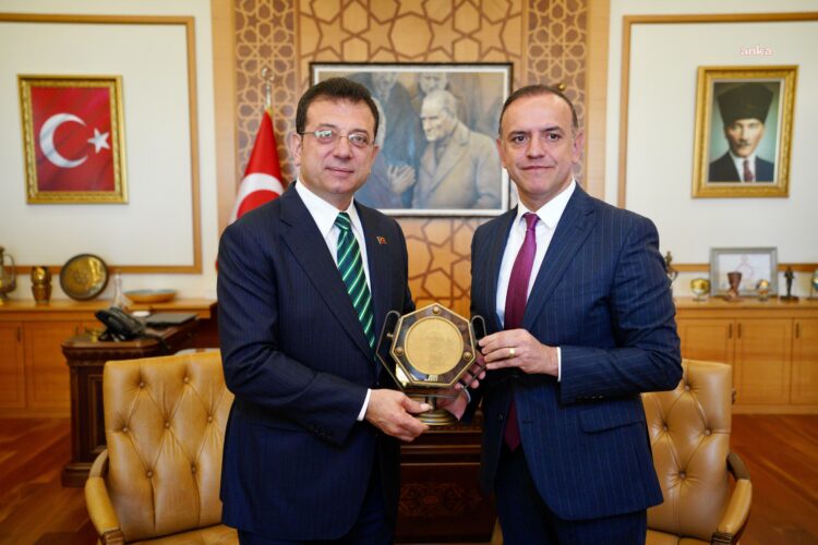 İmamoğlu’ndan Sancaktepe Belediye Başkanı Yeğin’e tebrik ziyareti