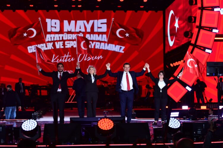 İmamoğlu: “19 Mayıs, milletçe esarete karşı başkaldırma günüdür”