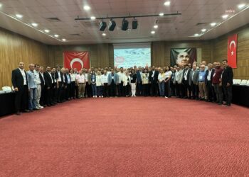 CHP Parti Okulu, belediye meclis üyelerine eğitime başladı