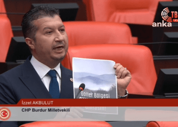 CHP’li Akbulut: “Kuruyan Burdur Gölü’ndeki tozlaşma, kanserojen madde yayıyor”