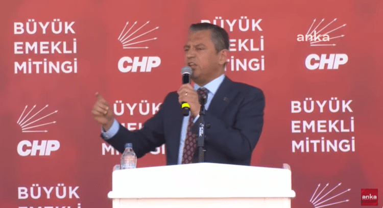 Özgür Özel’den emeklilere: “Hakkınızı söke söke alacağım”