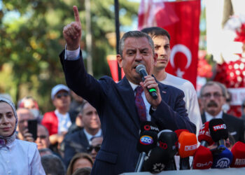 Özgür Özel: “Samsun’daki iktidar için bugün ilk adımı atmalısınız”