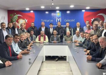 İYİ Parti Yomra Teşkilatı istifa etti