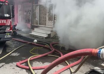 Şişli’de 7 katlı binada yangın! Çok sayıda ekip sevk edildi