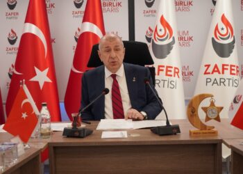 Ümit Özdağ’dan yeni müfredata tepki