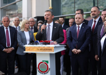 Özgür Özel: “Biz adaletli bir vergi sistemi için Sayın Erdoğan’a dün teklifimiz sunduk”