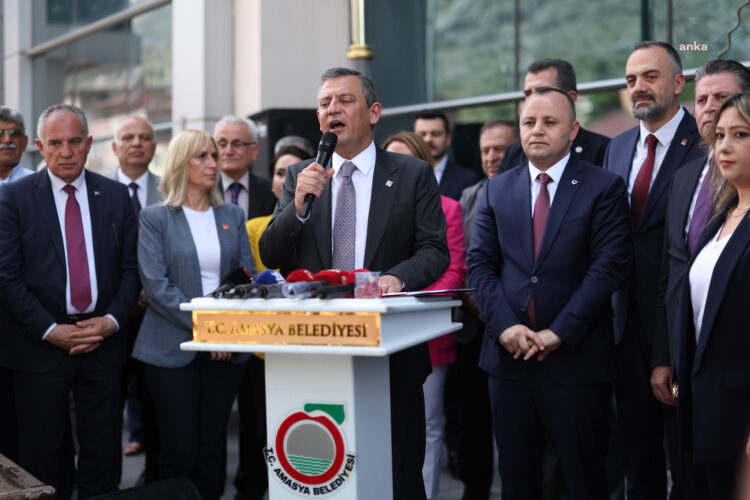 Özgür Özel: “Biz adaletli bir vergi sistemi için Sayın Erdoğan’a dün teklifimiz sunduk”