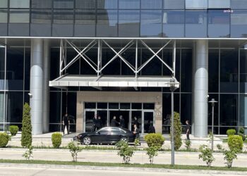 Yalçın Karatepe, Mehmet Şimşek ile 4 saat 15 dakika görüştü