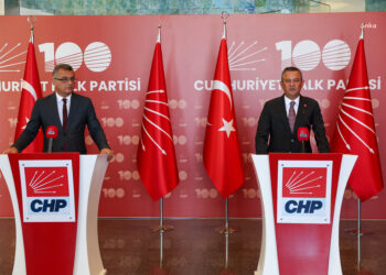 Özgür Özel: “Kıbrıs’ın haklı davasını takip etmeye devam edeceğiz”