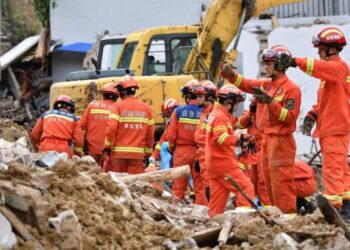 Çin’in Hunan eyaletinde şiddetli yağışlar toprak kaymasına yol açtı: 8 ölü