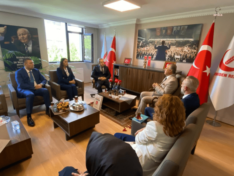 YRP’li Doğan Aydal’dan MHP’ye: “Devlet Bey evlenseydi hanımı iyi bakardı, bakmamışlar”