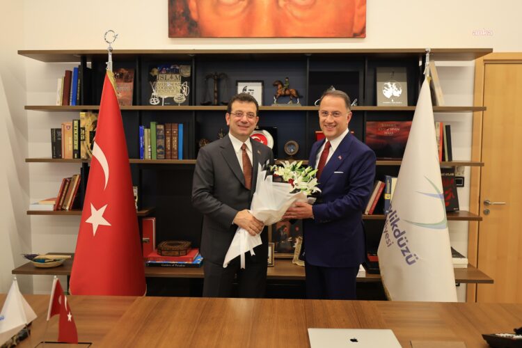 Beylikdüzü Belediye Başkanını ziyaret eden İmamoğlu: “Bu yolculukta birlikteyiz”