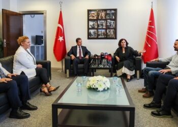 DEM Parti’nin CHP’ye ziyaretinde konu kayyum…