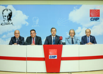 CHP: “Mavi Vatanın takipçisiyiz”