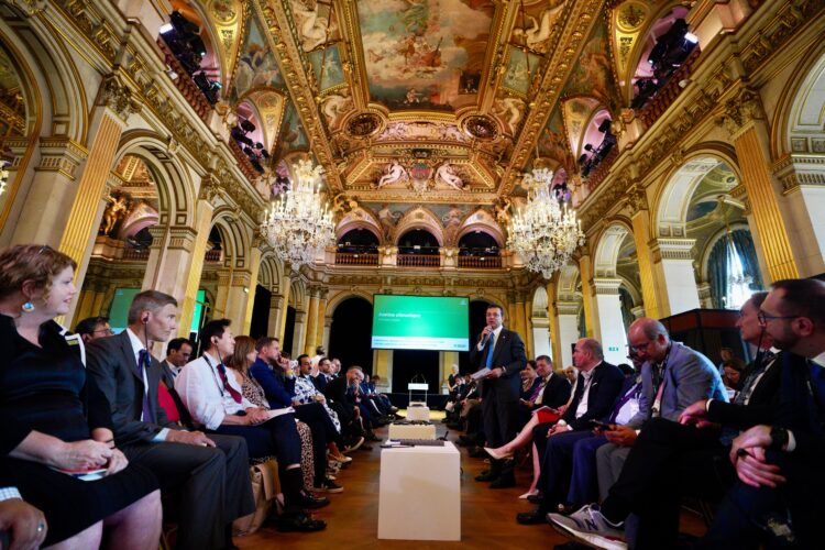 İmamoğlu: Gerçek liderlik, başkalarını da düşünerek hareket etmemizi gerektiriyor