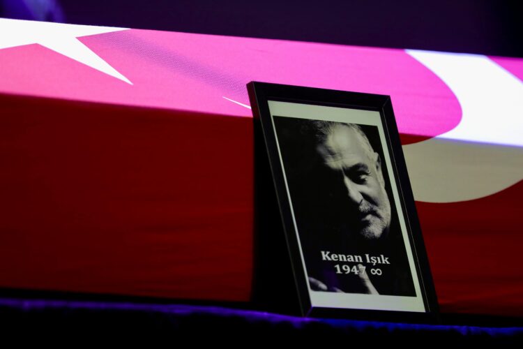 Kenan Işık için AKM’de anma töreni düzenlendi