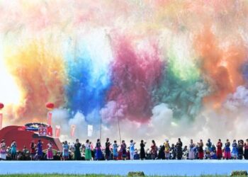 Çin’in İç Moğolistan bölgesinde geleneksel Naadam Festivali başladı