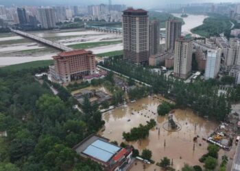 Çin selden etkilenen üç eyalete yaklaşık 49 milyon ABD doları tahsis etti