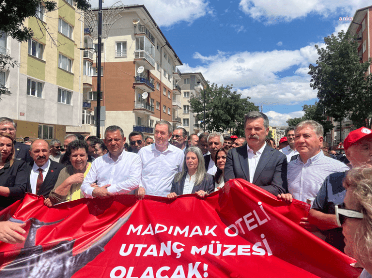 Sivas Katliam’ın 31’inci yılında anma yürüyüşü…