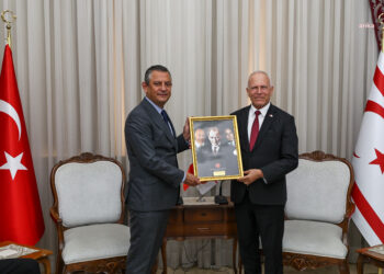 Özgür Özel: “Kıbrıs’ı kardeş vatan olarak görüyoruz”