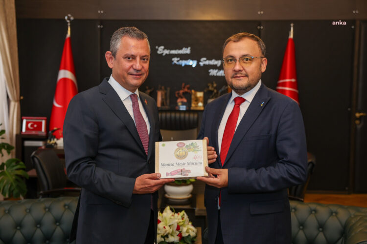 Özgür Özel, Ukrayna Büyükelçisi Vasil Bodnar ile görüştü