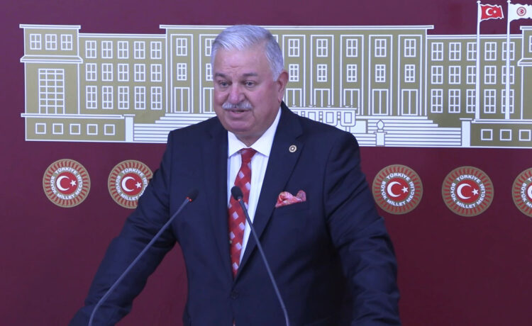 YRP’li Bekin: Cumhurbaşkanı’nın bizden özür dilemesi gerektiğini ifade ediyoruz