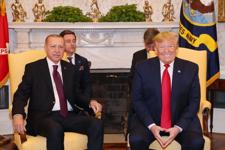 Erdoğan, eski ABD Başkanı Trump ile görüştü