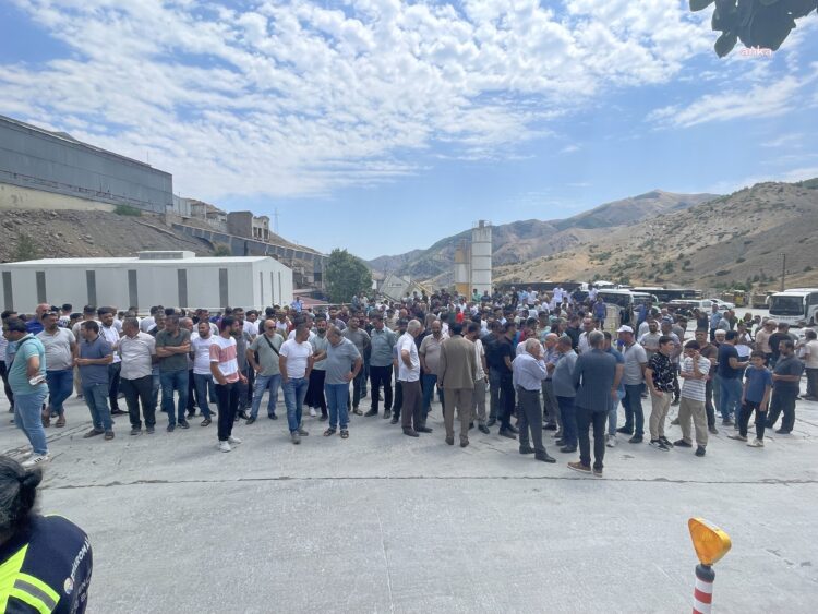 CHP’den Elazığ’da grevde olan maden işçilerine ziyaret…