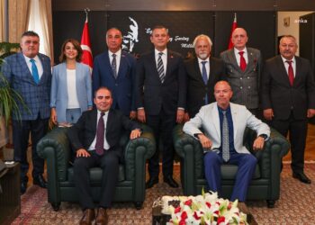 Birleşik Kamu-İş Konfederasyonu CHP Genel Başkanı Özel ile görüştü